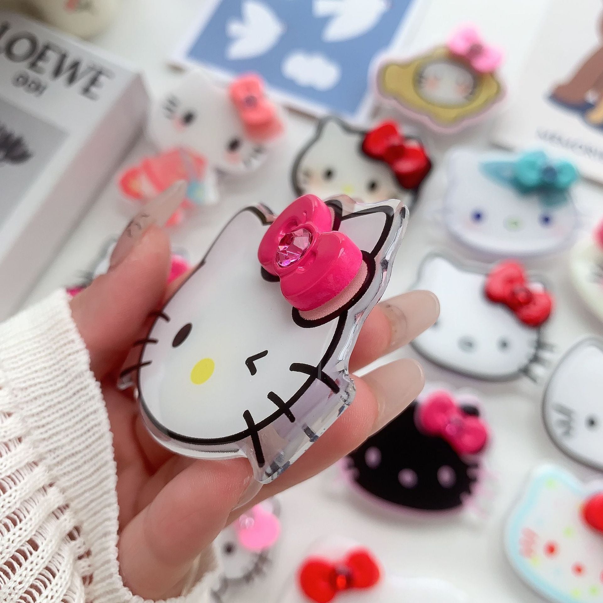 fdf18e0b-ffe9-43ed-a193-e5b4661ba664